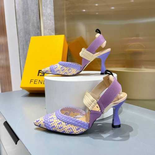 芬 迪 海外colibri Slingbacks . Colibri编织高跟单鞋 厂批： 普通大底： 真皮大底： 芬 迪这季的设计简直太好看了！1：1原版拆解复
