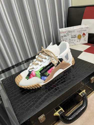 调工厂P价 男装男鞋 运动原单 新款Dolce＆Gabbana 顶级原单Dg重工系列，新款休闲时尚鞋版型简洁大气，时尚专属时尚又大方。鞋面：原版头层小牛皮，舒适