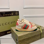 橙子出厂价p gucci 古驰经典款 做旧小脏鞋 运动鞋 休闲鞋板鞋 情侣款 原版开发代购级别版本 金属双G水晶圆柱形标 Gucci原版纹织带 专属擦色牛皮面料