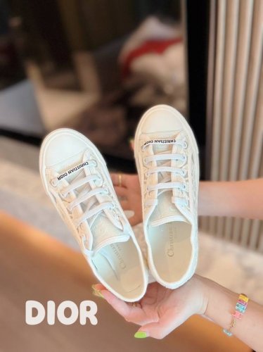 dior Walk In 白色蕾丝刺绣单鞋 元