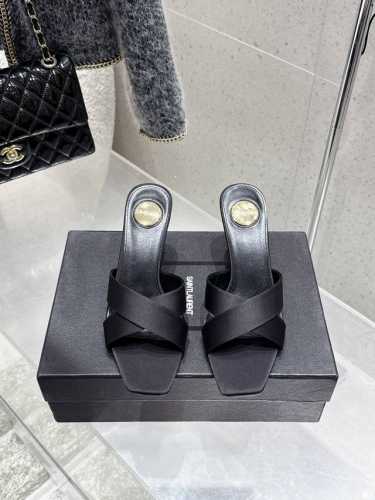 saint Laurent 圣罗兰 Ysl 新款高跟凉鞋拖鞋 原版套楦 顶级品质 鞋面：进口真丝 小羊皮 垫脚：进口羊皮里 五金：原版开模定制 大底：真皮大底