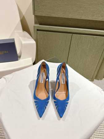 Aquazzur* 菠萝早春专柜新品仙女时装鞋系列，大量上新同步官网全系列均可定制龙年主打一个火爆，全网各大网红纷纷开秀，绝美的穿搭系列！ ★★★★★ 鞋面 羊 - 点击图像关闭