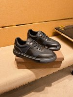 工厂p批 Boss ，男鞋高端品牌 官网1：1最新力作：鞋面采用意大利进口头层牛皮搭配 舒适透气内里原版防滑耐磨大底制作，让行走更加便捷舒适！独家新款，惊世之作