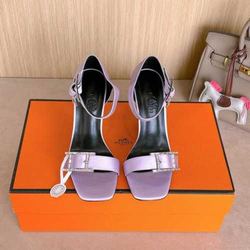 10.5Cmcm 组图 新配色出厂价p Hermes 爱马仕 Judy 105高跟凉鞋 时尚又百搭 搭配Hapi鞋扣 超级舒服 每个细节都做到极致 搭配同色调标