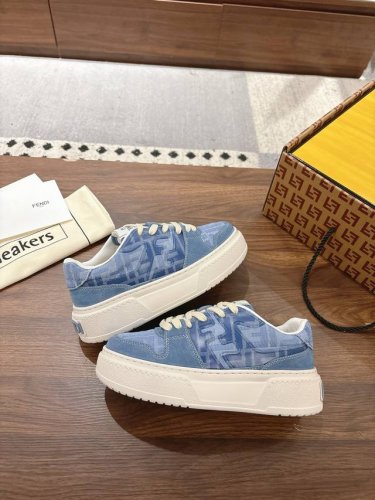 情侣款顶级版本 批 女款35-40 40定做 批 男款39-45 45定做 Fend*芬迪 新春爆款系列 情侣休闲运动鞋 Fd Match 原版Rmb9 购入