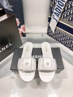 出厂： Chanel 香奈儿 2025顶级专柜 初夏新款 官网上新 独家首发 香奈儿Chanel25Ss 简约C扣平底拖 Chaenl平底拖 Chanel美鞋