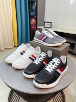出厂价P Thom Browne 汤姆 布朗 男款白色休闲 这个邪魅酷感的新锐品牌 Lb让我们在这个夏天有了放松 时髦 个性的新选择 Tb白鞋风暴 鞋面采用原版