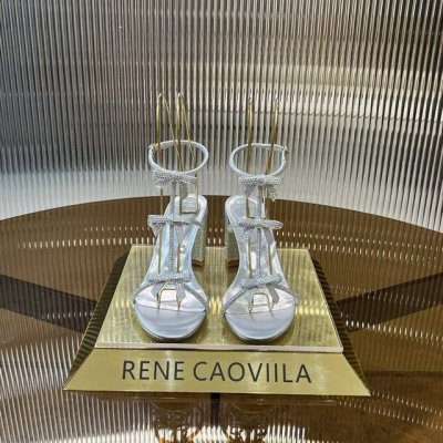 顶级版 R C 2024S Rc经典款蝴蝶结粗高跟凉鞋，多彩水晶蝴蝶结装饰在足背，以小巧的水钻彩组成的彩色蝴蝶结，带出高贵肌肤感，亮眼的珊瑚色系在足背跳岀，完美