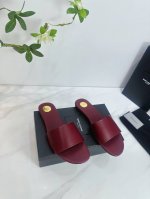 出厂 Saint Laurent圣罗兰25Ss 超火的凉鞋 单鞋专柜同步上新 各大明星网红纷纷上脚 款式时髦百搭 简约又高级 把优雅做到极致 上脚女神范爆棚 1