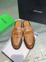 Bottega Venetabv Astaire系列结绳配饰乐福拖鞋 上脚轻松又时髦 穿上它 百搭又时髦 轻松穿出高级感 每一步都走出你的时尚新节奏 鞋面材质选