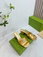 出厂 2025 Sss新款报到 Gucci 古*奇 原单品质 原汁原味的欧式风格 上脚非常完美穿搭上配此鞋 优雅大方 晶莹剔透 无论种各配件材质 都是家独一比一
