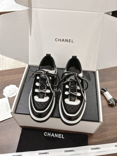 配高端飞机盒包装 女码35-39 40定做 Chane＊L 25C春夏新款运动鞋 官网同步上 专柜断货王 各大博主社交日推款，这季新款简直闭眼入，上脚狂好看，率