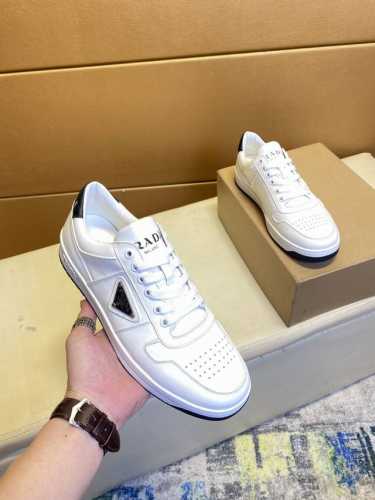 原单品质 ，Prada 普拉达顶级代购品质！原版1:1刻复牛里私模原版设计 防滑耐磨有弹性 时尚百搭 休闲运动.Size:38-44 6色可选