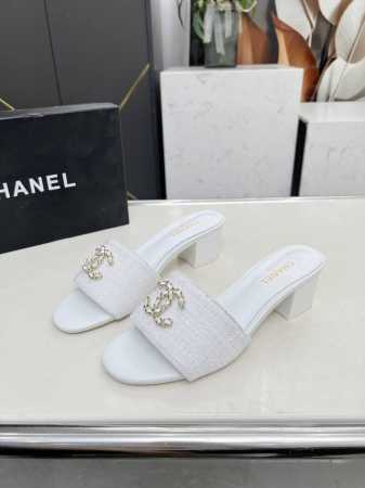 chanel 香奈儿 2025新款 拖鞋 官网专柜，面料羊皮、内里绵羊皮，垫脚山羊皮，3色任选，35－42码，出厂价Pp橡胶底 真皮底 - 点击图像关闭