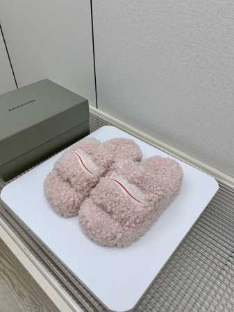 出厂 高版本 Balenciaga巴黎世家23Vs秋冬最新爆款情侣毛拖系列 原版购入开发，一比一做货balenciaga 整体鞋型汲取了balenciaga T - 点击图像关闭