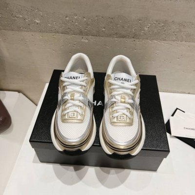 出厂 顶级版本 Chanel香奈儿24C 早春度假系列 小香 金属 休闲 运动鞋 金 银角大王 最新国外走秀系列Chanel 香奈儿 早春系列在世界第二小国举办