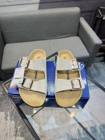 独家实拍 顶级版本 24Ss情侣德国birkenstock勃肯boston真皮包头软木拖鞋博肯沙滩情侣拖鞋 多色选择！ 专柜包装！ 鞋面：原版牛皮京 垫脚牛皮京