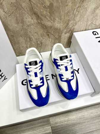 Givench*新款超酷时尚男士休闲运动鞋鞋面层压细节，鞋舌点缀Logo细节，透明鞋底装饰防滑铆钉模塑细节～采用多材质拼接设计，造型设计时尚大气。高档精品！ 码 - 点击图像关闭