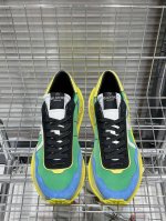 Valentino 码数:39 44 38.45定做 华伦天奴 运动鞋系列 valentino华伦天奴V家 新款Netrunner系列 休闲 气垫 情侣运动鞋