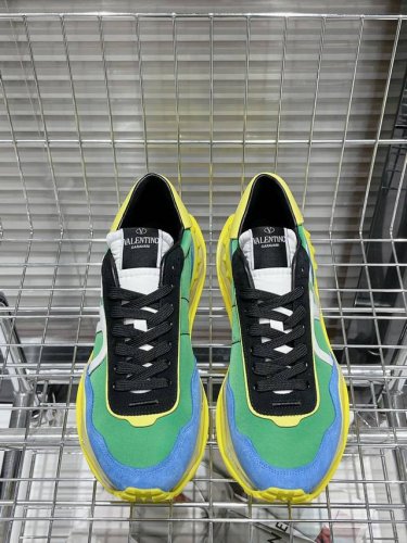 Valentino 码数:39 44 38.45定做 华伦天奴 运动鞋系列 valentino华伦天奴V家 新款Netrunner系列 休闲 气垫 情侣运动鞋