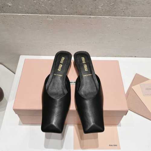 出厂 独家顶级 MIU MIU 24春夏新款复古方头粗跟凉拖 简单又经典 时髦复古vintage miumiu中古鞋 非常百搭 不挑人 穿着不累脚 绝对入手不亏