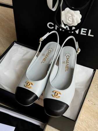 顶级版 Chane L 24A New Arrival～ 小香家24手工坊 Slingback 小方跟搭配小方头，点缀烤漆双c扣件 精致乖巧，气质拉满 小牛皮鞋 - 点击图像关闭