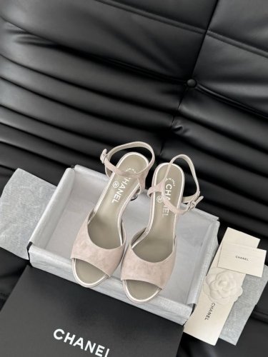 chanel 25C新款玛丽珍系列 全系列做齐 高品质跑量价 鞋面内里羊皮 真皮大底 原版开模后跟 高度8Cm Size:35-39 其他码数定