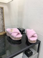 出厂价 顶级 品质2024坡跟羊羔毛拖 顶级羊羔毛 防滑橡胶大底 Size：35-41 40 41定做不退换 原版包装配套