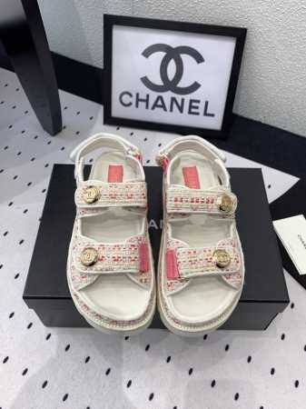 Chanel新款半拖沙滩鞋 高版本出货 上脚舒适超显腿型 夏季出行旅游必备单品 高密度编织鞋面 羊皮垫脚 原版开模大底 Size: 35-39 40 41订做 - 点击图像关闭