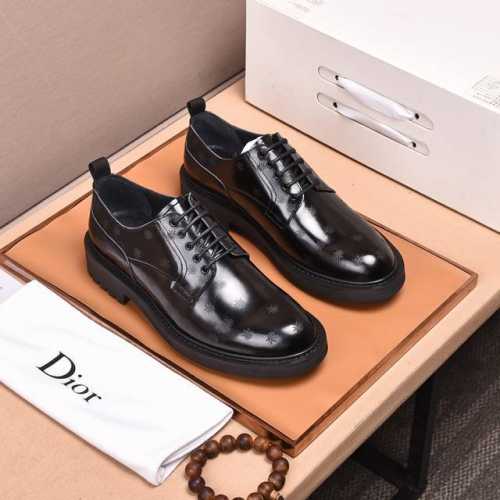 水染牛里 原单品质Dior .迪奥 原单代购、高端皮鞋、面料：采用意大利进口擦色开边珠牛皮水染牛里 牛皮里特供原版轻便发泡大底、做工精细、实物拍摄Size：38