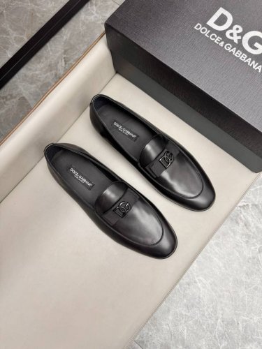 dolce & Gabbana 杜嘉班纳标牌 Mino 小皮鞋，进口小牛皮面料，水染小牛皮内里，原版超轻真皮大底，码数：39-44， 38，45，46定做