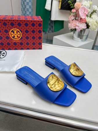2024汤丽柏琦新款火爆推出面:牛皮 内里:绵羊皮 垫脚:山羊皮平跟出厂价:像胶底 皮底+30码数:35-43 - 点击图像关闭