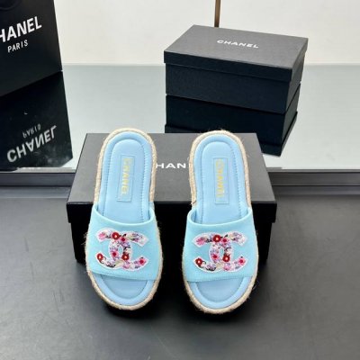 厂价 高版本 Chanel香奈儿电绣双C的Logo编织 渔夫拖鞋 一字拖鞋 专柜原版开发 正品工艺 鞋正中的双C Logo点缀恰到好处 简约大方. 羊皮面小香拖