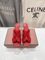 高版本出厂 高跟 Loro Piana* Lp 诺悠翩雅2025Ss春夏新款高跟拖鞋 市场顶级品质 极简高级大方～高级而舒适的气息～ 夏天当然就得美美哒～ 上脚