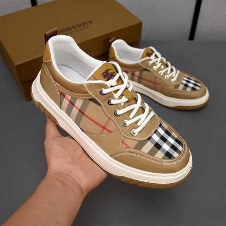 Burberry 巴宝莉 ，时尚系带布鞋，鞋面采用透气布料，橡胶发泡鞋底，男码38-44 - 点击图像关闭