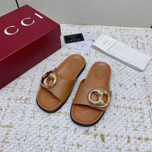 出厂 高版本 Gucci 夏季最新款凉鞋，拖鞋，沙滩鞋 百搭M多裙子 裤子，网红搭配不同颜色袜子穿也超级洋气 Gucci原版牛皮面 双G水钻Logo Tpu防滑