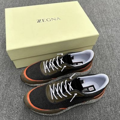 zzegna 杰尼亚原单更新 piuma 在意大利语中指 羽毛 充分彰显 ZPZegna 都市跑鞋的别样风范 代表的是年轻 时尚的风格 是专为追求品质和款式之新