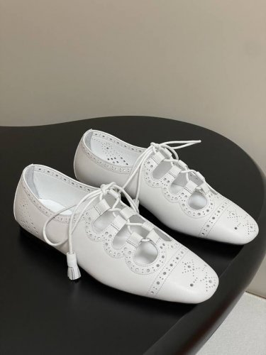 工厂P价 女装女鞋 运动原单顶级品质 Hermes 爱马仕 H家25S春夏新款Khea德比鞋 复古玛丽珍小皮鞋 镂空系带雕花冲孔平底单鞋 镂孔Nappa皮革Gh