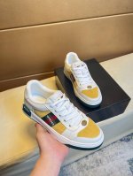 古奇 顶级代购男士2025Hk专柜同步发售。鞋底：原厂特供原版底，独家活动成型底超级舒适，原厂跟单货搭配制作，羊里细节决定品質、我们只为用心做好鞋，可随意进出专