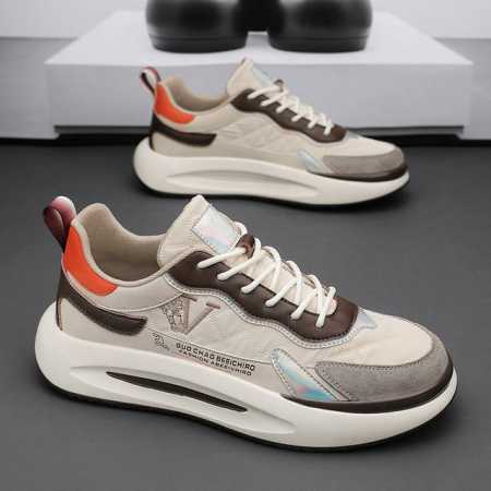 商品名称：Versace 范思哲 正规码数: 38-44 休闲鞋 商品材料：精选 进口牛皮鞋面，柔软羊皮内里；原厂大底。 - 点击图像关闭