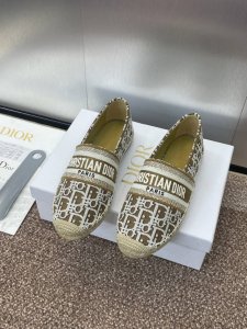 dior Granville 拼色渔夫鞋 迪奥2025 春夏平底百搭懒人鞋 全新刺绣 Oblique 图案鞋面彰显标志性风范 市面顶级版本 材质:鞋面采用原版开