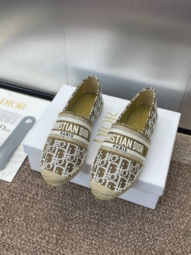dior Granville 拼色渔夫鞋 迪奥2025 春夏平底百搭懒人鞋 全新刺绣 Oblique 图案鞋面彰显标志性风范 市面顶级版本 材质:鞋面采用原版开
