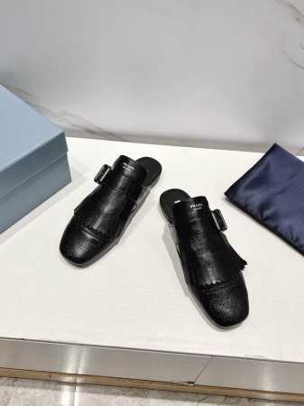 顶级品质Prada 25ss 普拉达走秀款复古流苏半拖鞋单鞋爆款！走秀款 复古感时髦满满 随意百搭 时尚休闲 独到味道，人人都爱也轻松驾驭 每年都会爆.足以征服 - 点击图像关闭