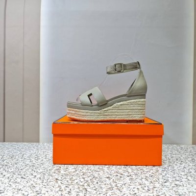 顶级 Hermes 爱马仕麻绳底H凉鞋新款配色Oran凉鞋经典系列 独家原版开模 时尚又百搭 超级舒服 每个细节都做到极致 原版手掌纹 Swift小牛皮 羊反绒