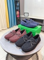 出厂价P 超舒服软底Bv编织豆豆鞋 时尚爆款 Bv 男士休闲鞋鞋面优质牛皮，鞋面编织牛皮配金属扣装饰，完美版型，极富个性与时尚韵味，真皮内里垫脚柔韧轻便大底，时