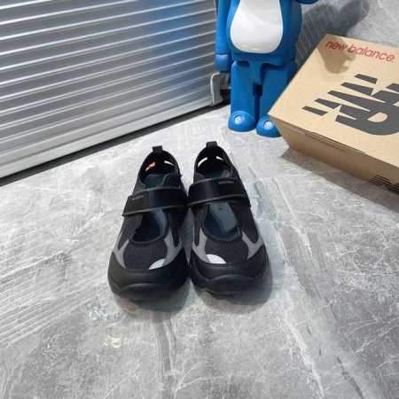 出厂 公司级 New Balance Nb 25 玛丽珍女士运动 潮流复古运动 织物人造革轻便 低帮 休闲跑步鞋 时尚玛丽珍 #魔术贴鞋 配色太高级超有质感 上 - 点击图像关闭