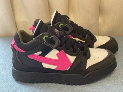 情侣款 Off white 22爆款休闲运动鞋 高端顶级原单品质，原厂原单材料，最新休闲运动鞋，最高顶级版本 T台走秀款，专柜厨窗款原版开模大底，超级重工，手工