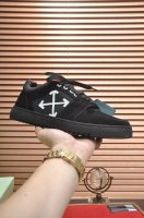 出厂价 Off-White 原版一比一复刻狠货高端品质最新款官网还没上市，顶级版本。 面料：进口牛皮 里布：进口透气网布 大底：新材料进口tpu组合底 码数:男