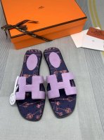 出厂价Pp：300赠送随机搭配丝巾 品牌：Hermes官网最新色系 编号：H01-211011 颜色：浅紫色 码数：35-40全码 34 41 42定做不退不换