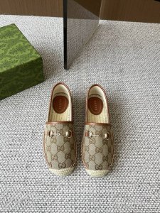 Gucci 2025Ss新款马衔扣女士新款渔夫鞋 这款鞋采用米色和深棕色Gg帆布制 成整双鞋子采购Zp开发打造 全部定制材料 独家开模大底，细节全部对版出货 连